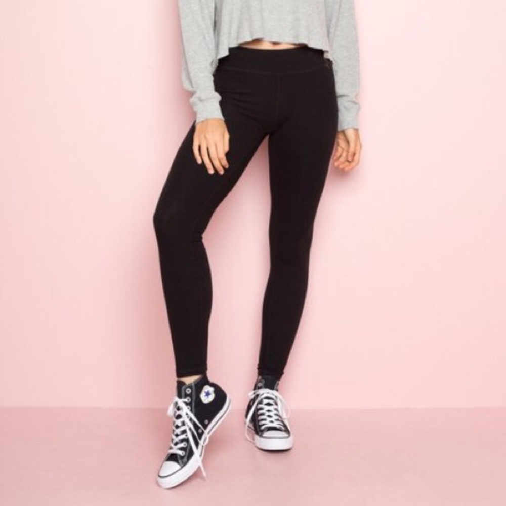 BRANDY MELVILLE LEGGINGS